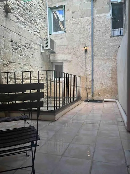 Charmante Maison De Ville Tarascon 0*,  France
